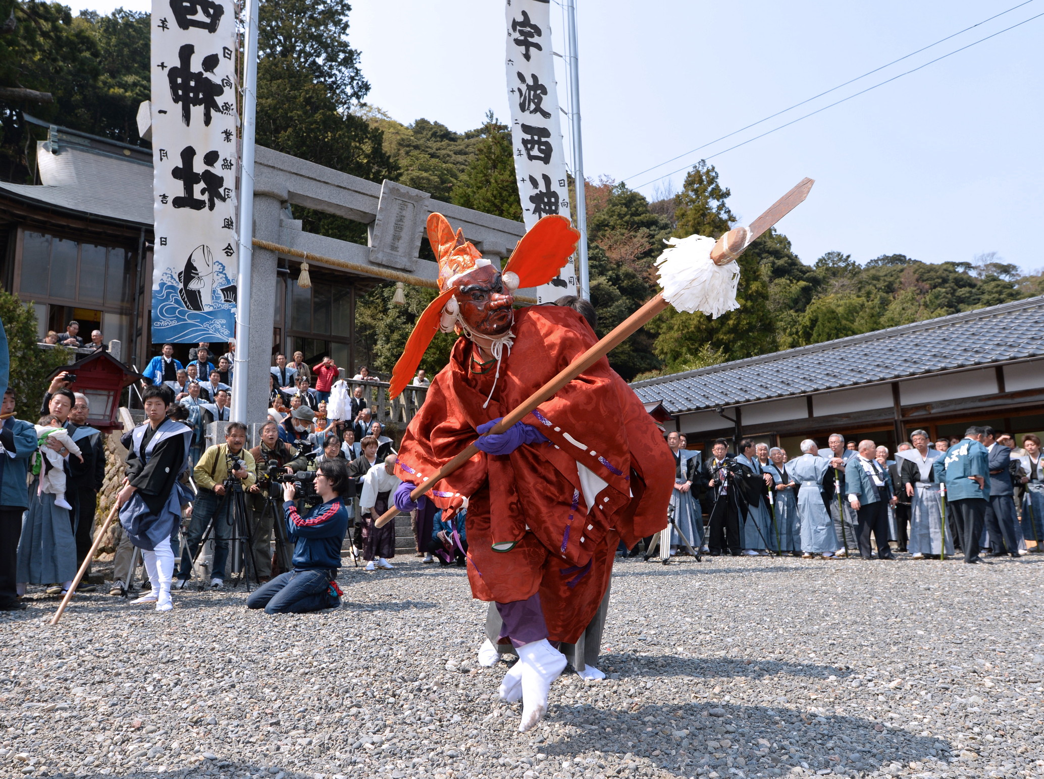 宇波西神社の神事芸能