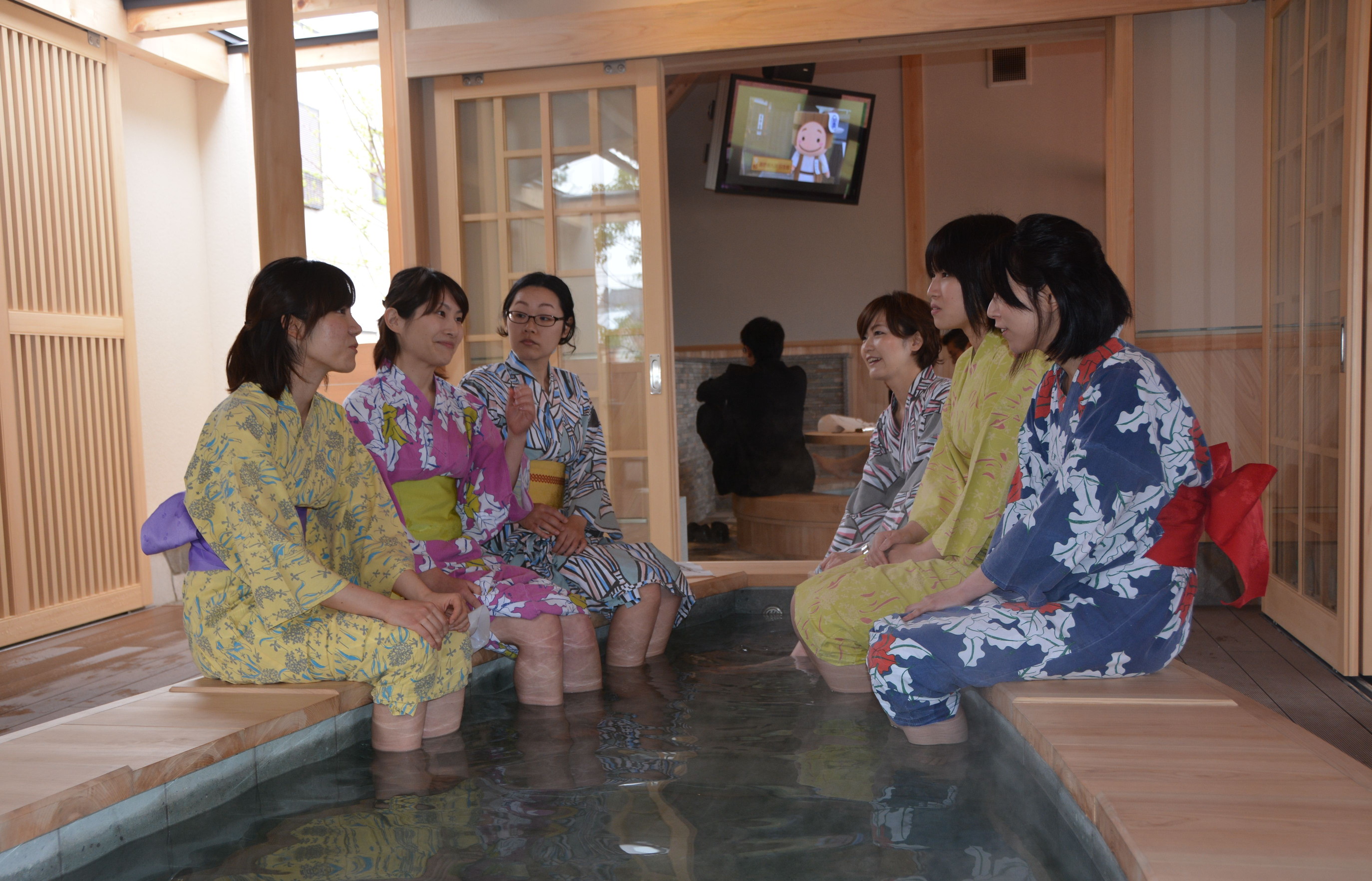 福井県はなぜ幸福度日本一なの？ 市、町の“しあわせのもと”を一部紹介します！